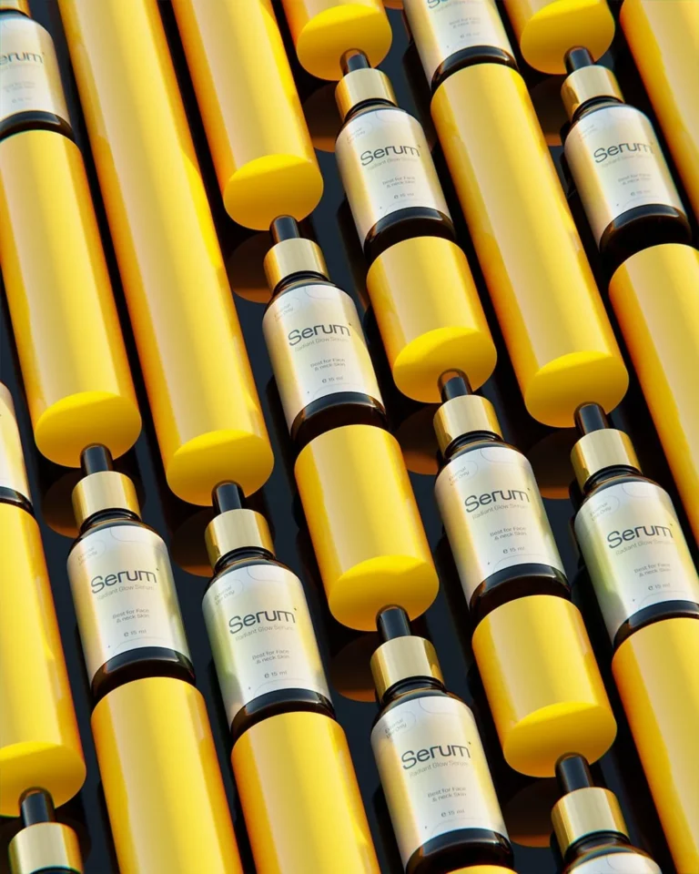 Sarı zemin üzerinde çapraz dizilmiş serum şişeleri, 3D ürün render’ı